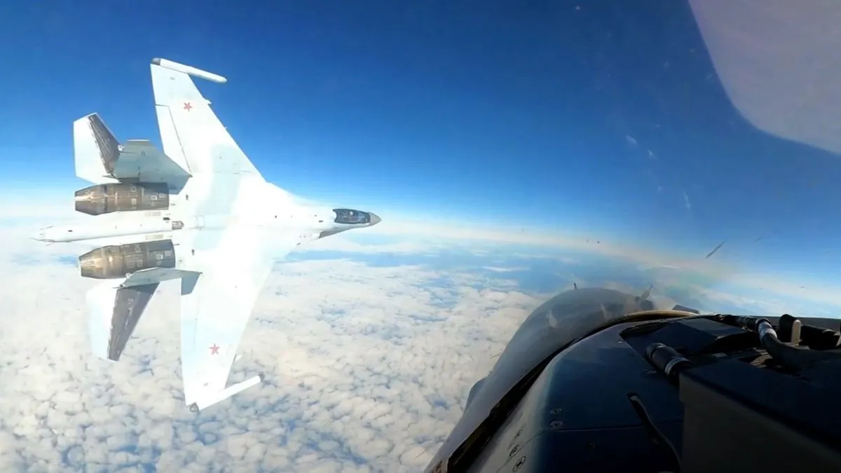 us-military-releases-footage-of-risky-russian-jet-maneuver-near-alaska