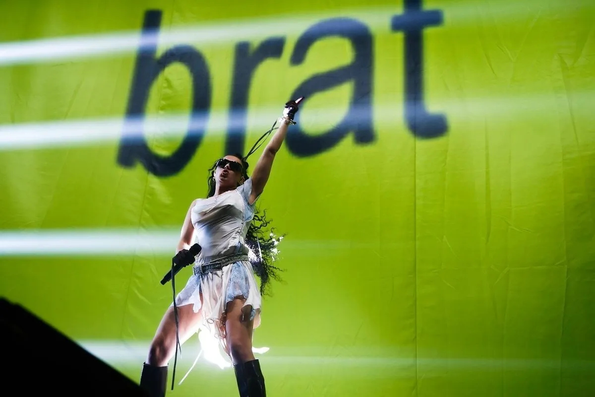 charli-xcxs-brat-redefining-pop-in-the-digital-age