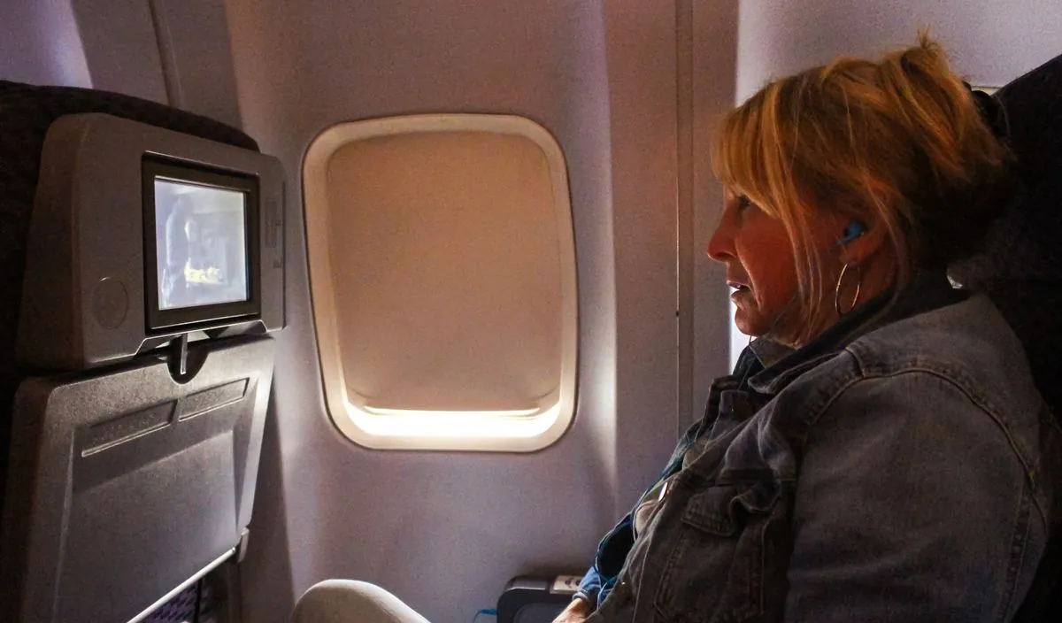 Qantas Flight Mishap: R-Rated Film Shown on All Screens