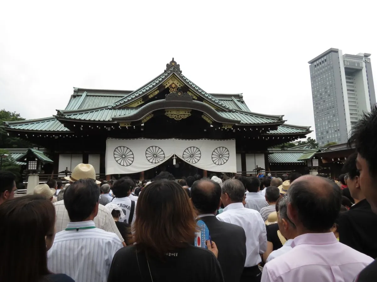 japans-leader-sends-gift-to-controversial-shrine-sparking-debate