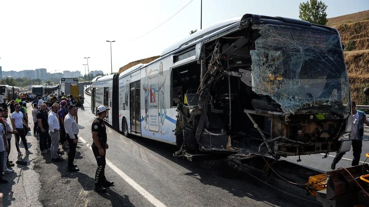 Japanese tourists hurt in Turkey bus crash