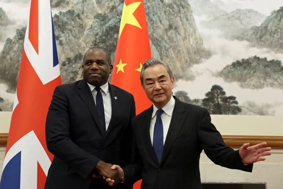 uk-and-china-foreign-ministers-hold-talks-on-key-issues