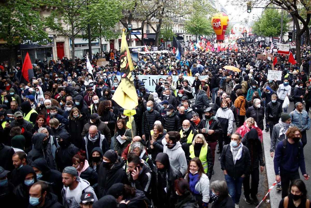 French rally behind rape survivor as trial exposes decade-long abuse