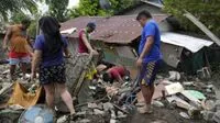 Deadly storm leaves Philippines in chaos as rescue teams rush to isolated areas