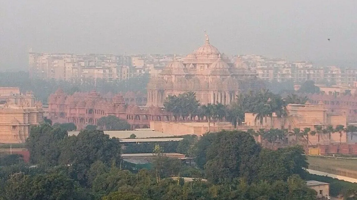 Delhi's air becomes unbreathable as winter approaches - what's happening now?