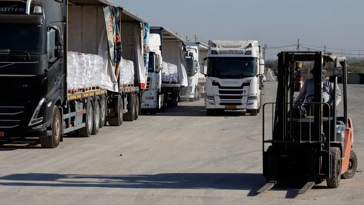 Gaza gangs take control of aid routes as Israel watches from nearby posts