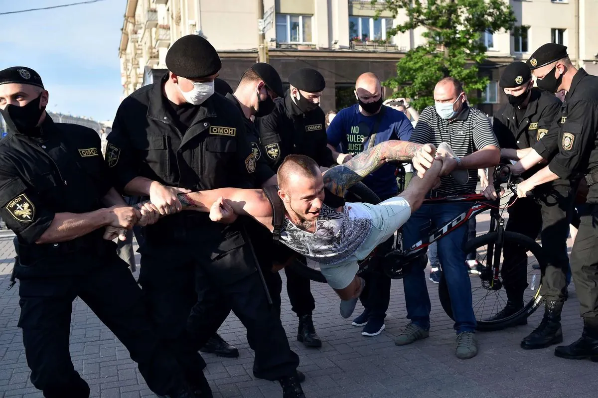 Belarus puts thousands in jail over Ukraine support - human rights group finds