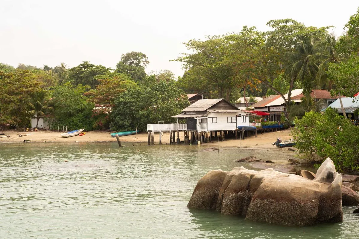 Small island near Singapore shows last glimpse of old-style Asian village life