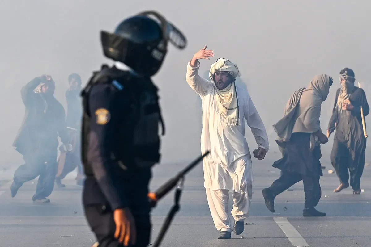 Pakistani ex-leader and wife face new charges after deadly protest march