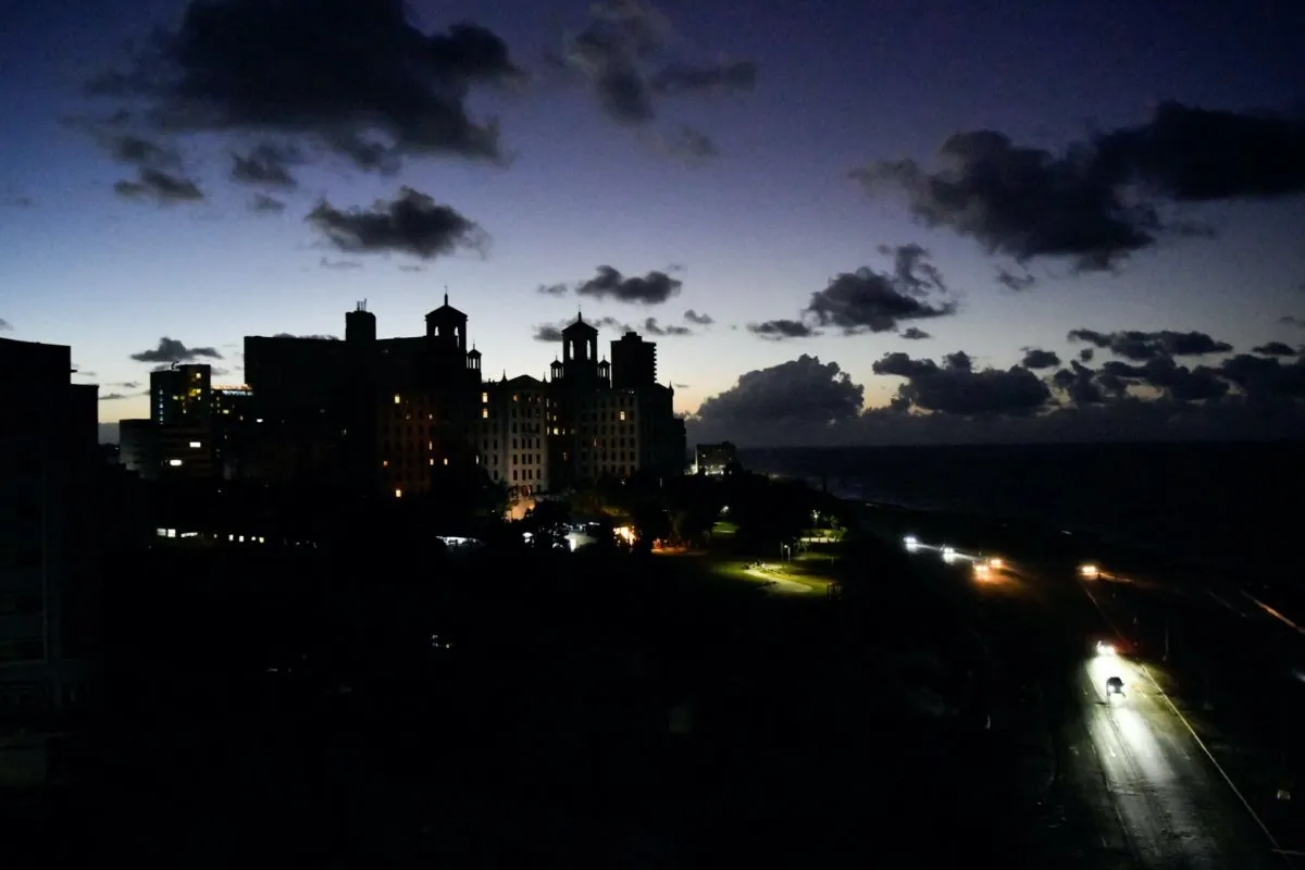 cuba-goes-dark-major-power-plant-failure-leads-to-nationwide-blackout