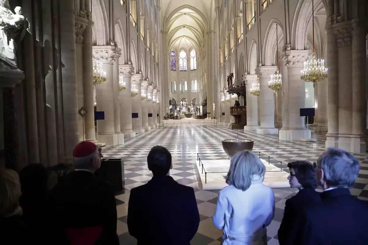 trump-heads-to-paris-notre-dame-ceremony-brings-unexpected-political-twist