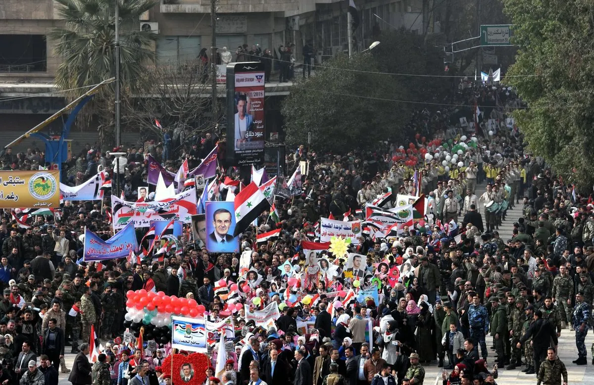 Syrian rebels take over major city as government control crumbles in record time