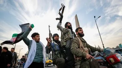 Breaking: Syrian rebels take Damascus as Assad escapes to Russia