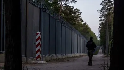 EU lets Poland pause migrant entry rules to counter border issues